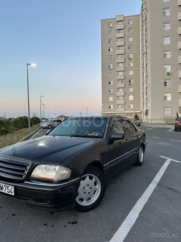 Mercedes C 180-2