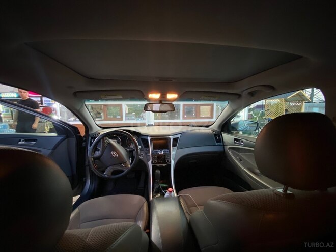Hyundai Sonata-3