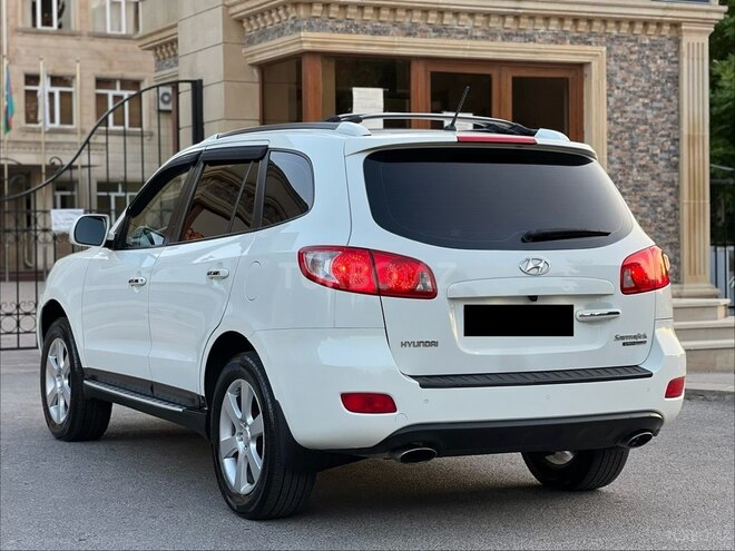 Hyundai Santa Fe-9
