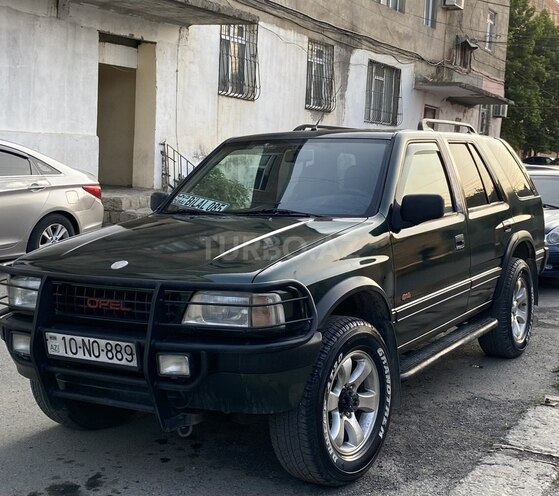 Opel Frontera-1