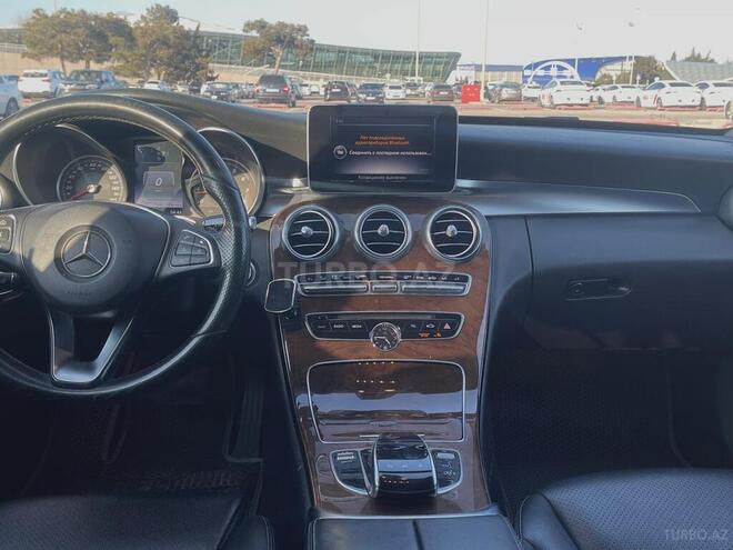 Mercedes C 300 4MATIC-3