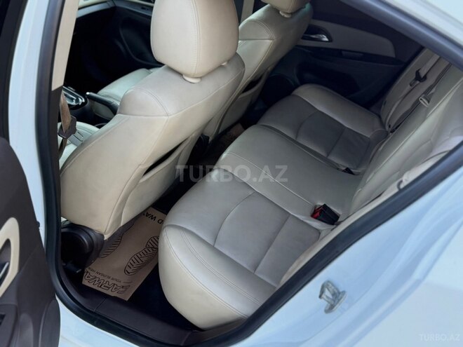 Chevrolet Cruze-7