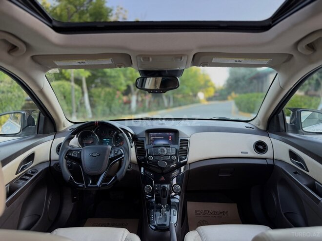 Chevrolet Cruze-9