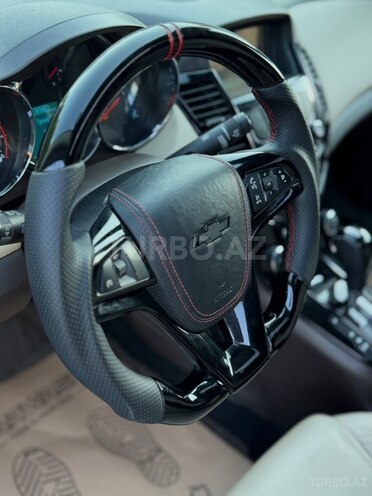 Chevrolet Cruze-10