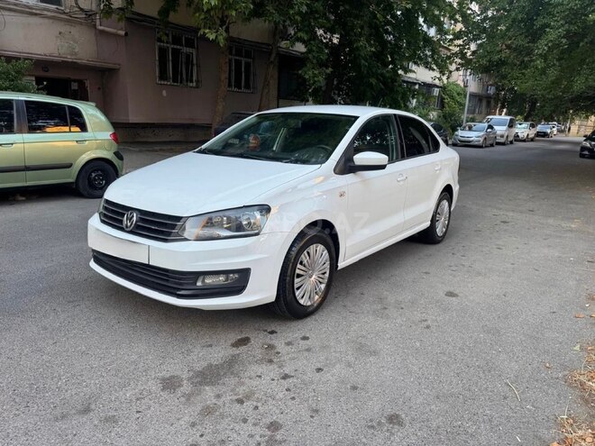 Volkswagen Polo-2