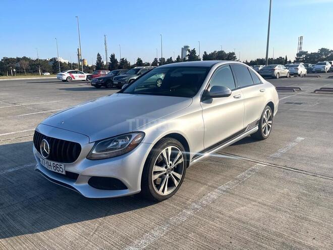 Mercedes C 300 4MATIC-8