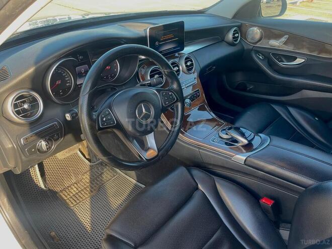 Mercedes C 300 4MATIC-7