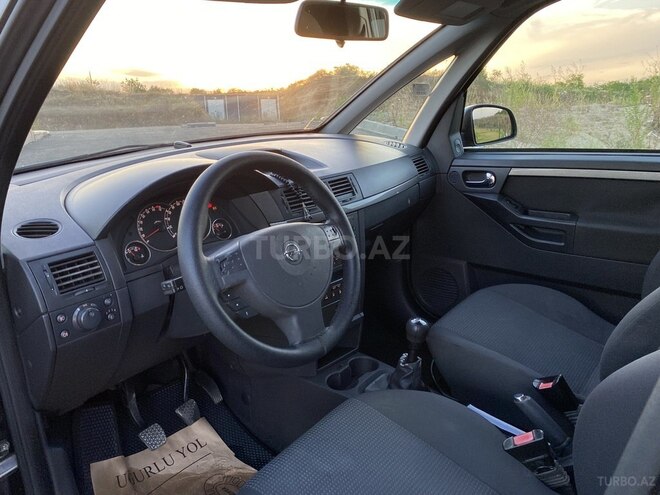 Opel Meriva-8