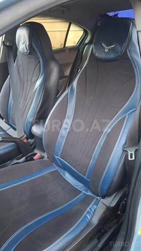 Chevrolet Cruze-8