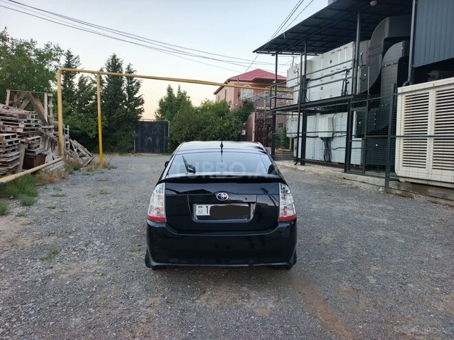 Toyota Prius-6