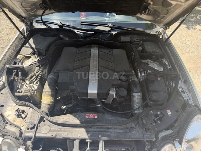 Mercedes E 240-7