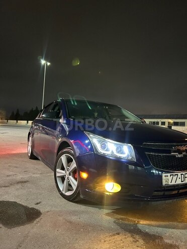 Chevrolet Cruze-13