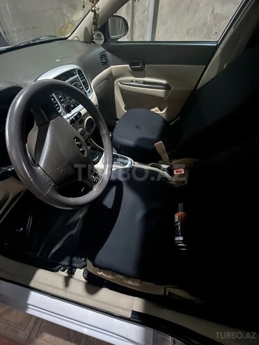 Hyundai Accent-3