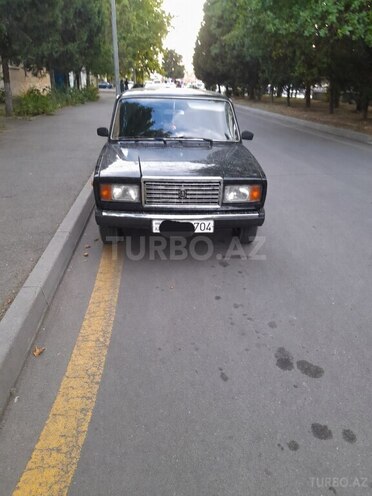 LADA (VAZ) 2107-1