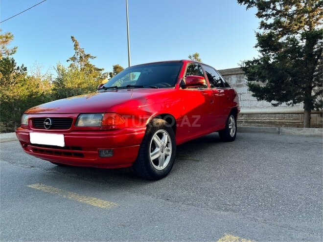 Opel Astra-7