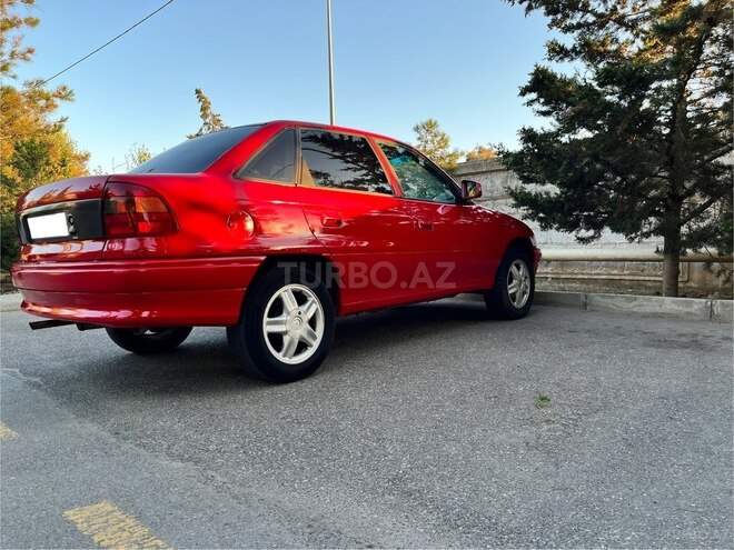 Opel Astra-4
