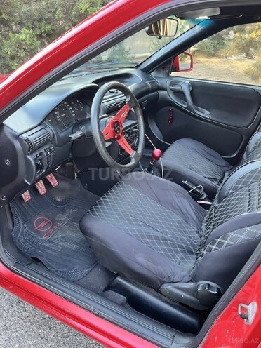 Opel Astra-12