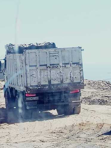 Ford Cargo-2