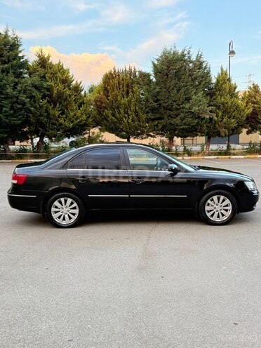 Hyundai Sonata-5