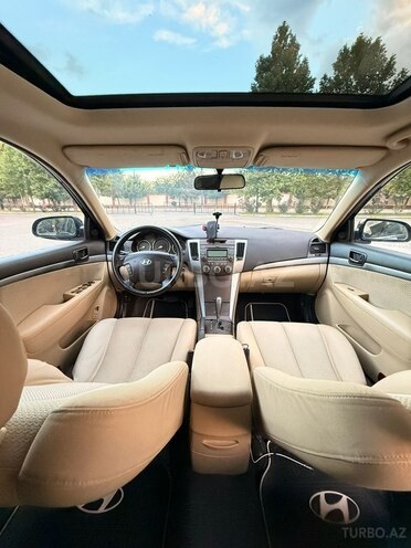 Hyundai Sonata-10