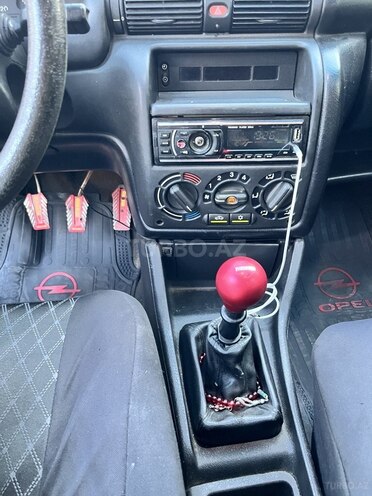 Opel Astra-20