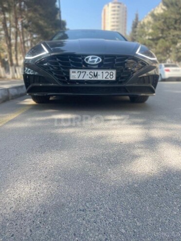 Hyundai Sonata-2