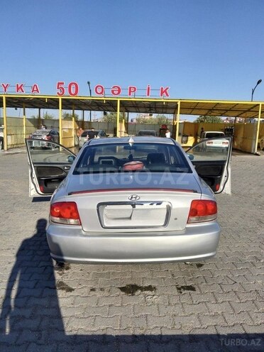 Hyundai Sonata-5