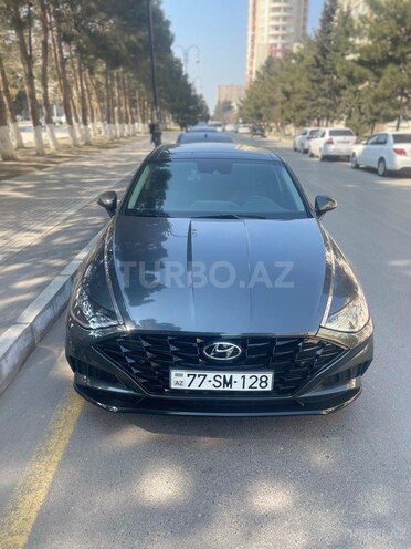 Hyundai Sonata-4