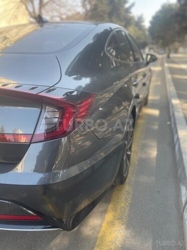 Hyundai Sonata-14