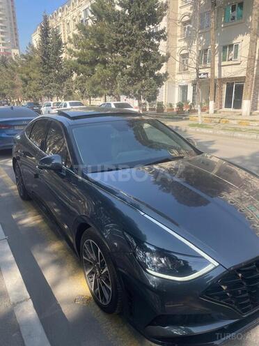 Hyundai Sonata-12