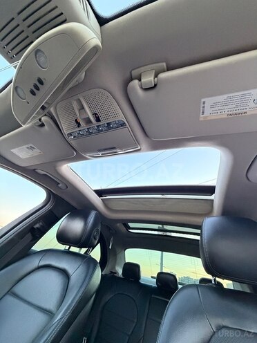 Mercedes C 300-14