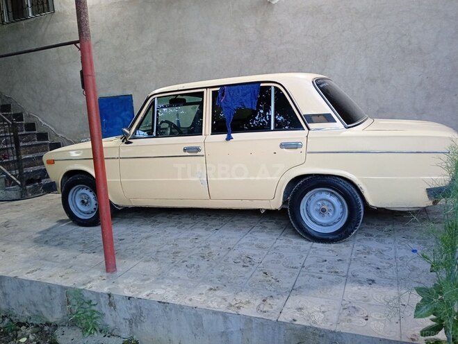 LADA (VAZ) 2106-4
