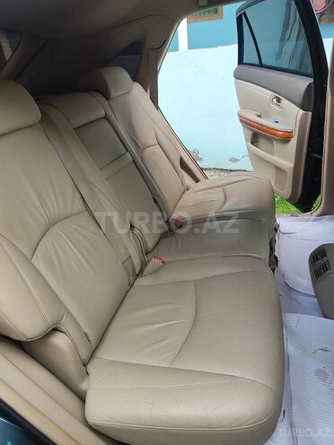 Lexus RX 330-9
