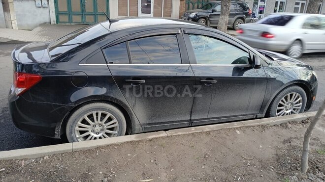 Chevrolet Cruze-4