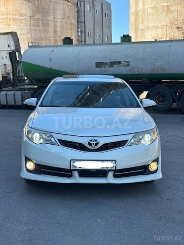 Toyota Camry-2