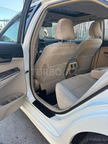Toyota Camry-10