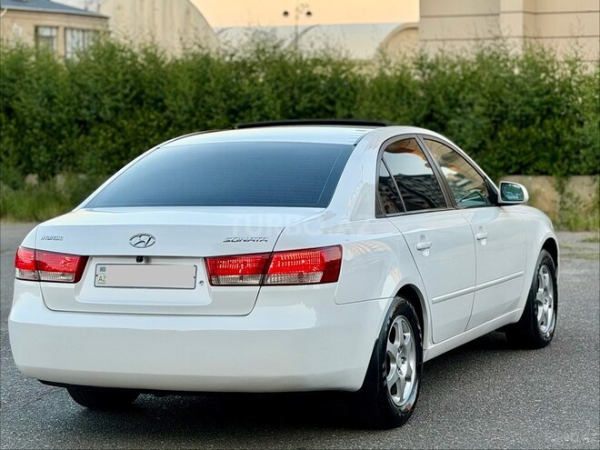 Hyundai Sonata-4
