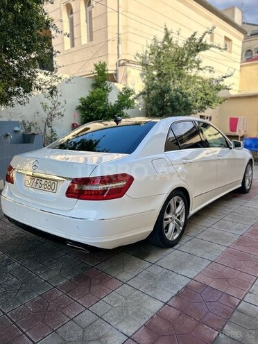 Mercedes E 200-7