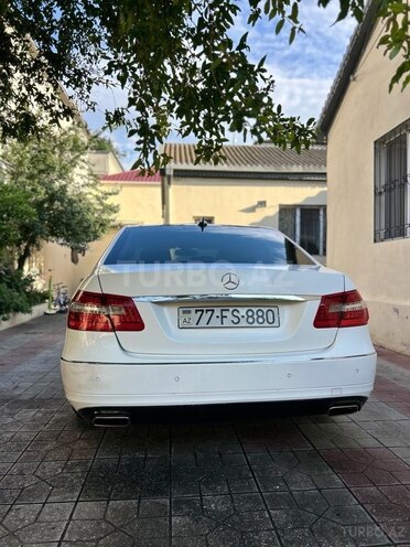 Mercedes E 200-6