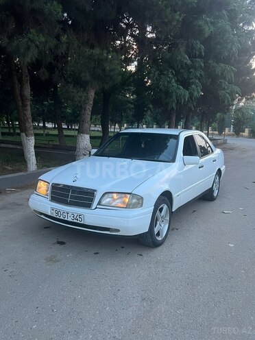 Mercedes C 180-4