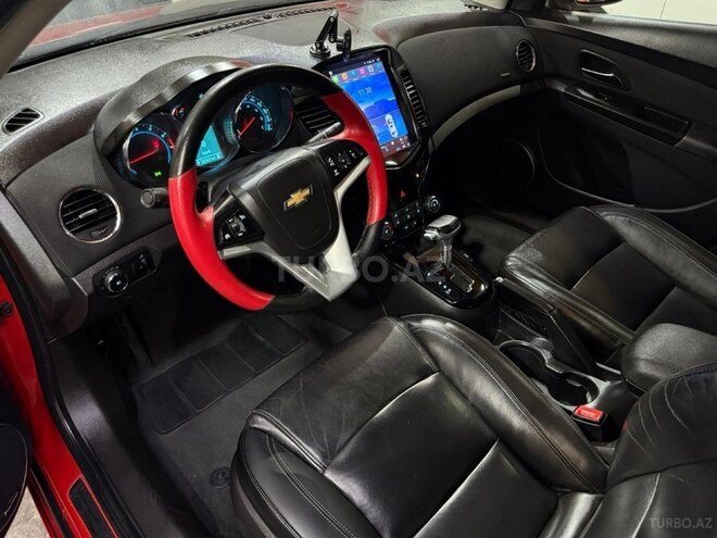 Chevrolet Cruze-13