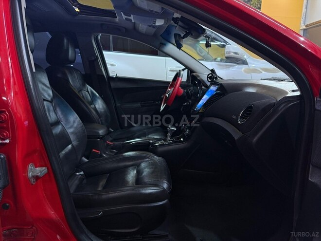 Chevrolet Cruze-11