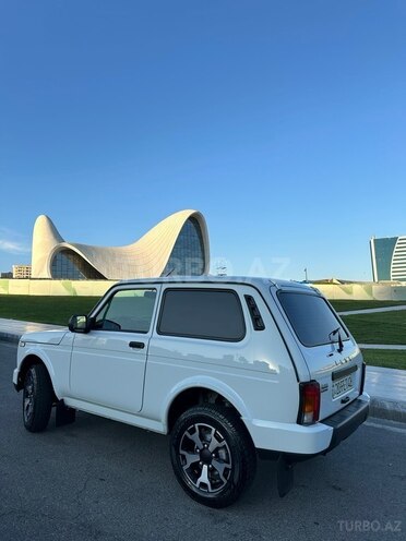 LADA (VAZ) Niva-4