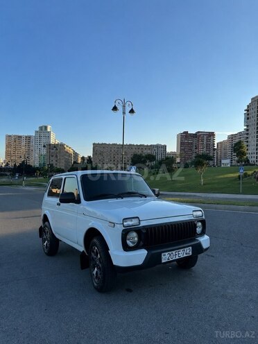 LADA (VAZ) Niva-2