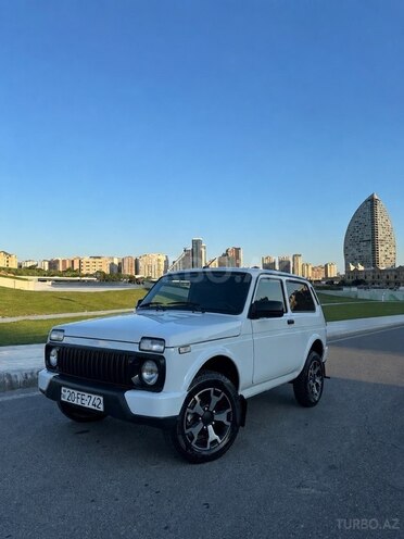 LADA (VAZ) Niva-1
