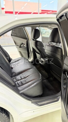 Toyota Camry-14