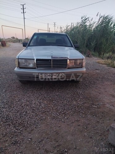 Mercedes 190-6