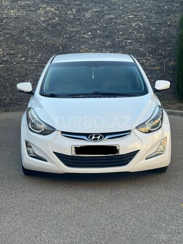 Hyundai Elantra-2