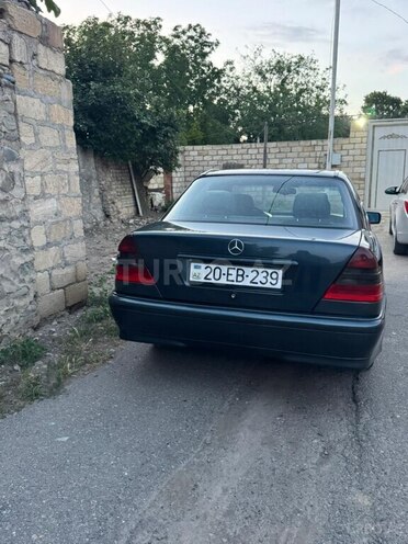 Mercedes C 180-3
