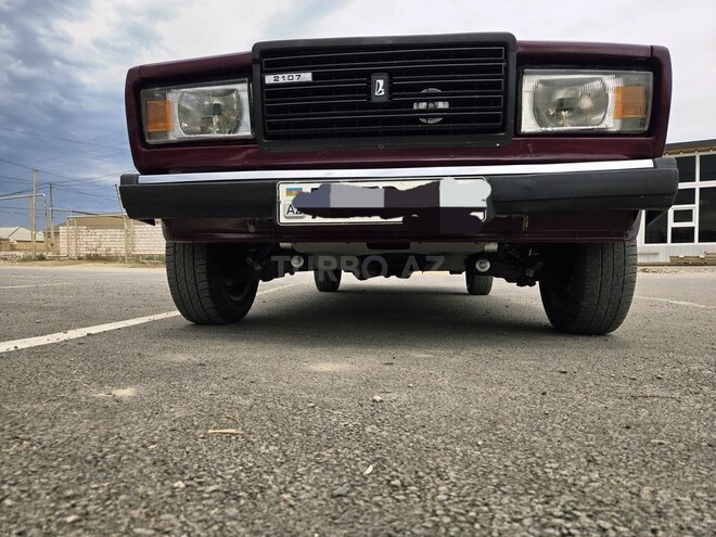 LADA (VAZ) 2107-4